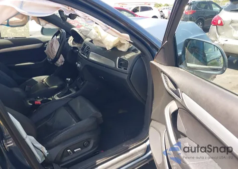 2018 Audi Q3 2.0T Premium/2.0T Sport Premium из США, поврежденный, VIN WA1JCCFSXJR007504